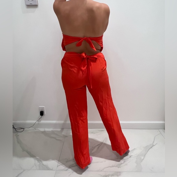 Elegant orange silky jumpsuit - Picture 4 of 6